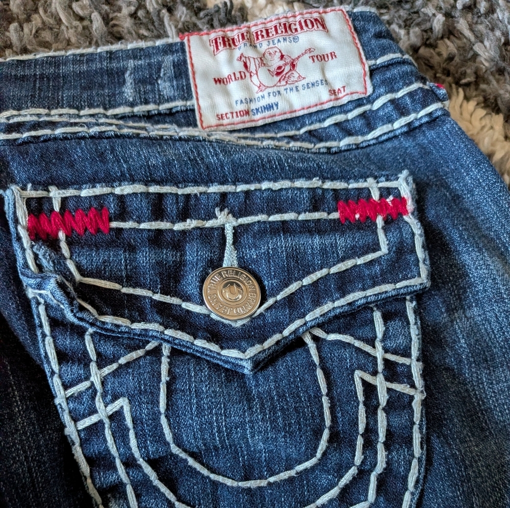 True Religion Dark Blue Skinny Jeans with White Stitching and Red Accents